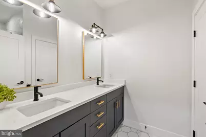 662 Glick Court NW #4, Washington, DC 20001 - Photo 15