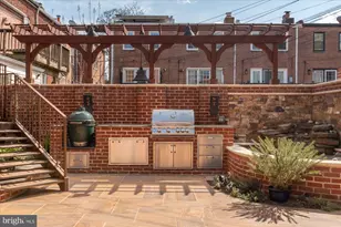 761 10th St SE, Washington, DC 20003 - Photo 55