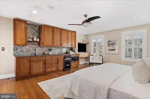761 10th St SE, Washington, DC 20003 - Photo 61