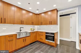 1155 23rd St NW, Washington, DC 20037 - Photo 11