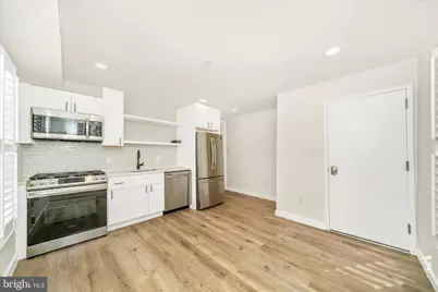 300 49th Street NE, Washington, DC 20019 - Photo 5