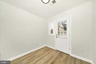 300 49th St NE, Washington, DC 20019 - Photo 17