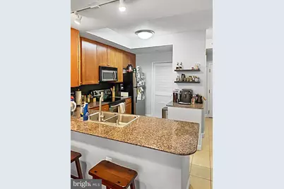 400 Massachusetts Avenue NW #816, Washington, DC 20001 - Photo 9