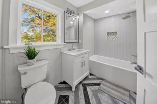 2017 Fulton Pl NE, Washington, DC 20018 - Photo 27