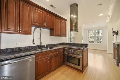 1126 Columbia Road NW #3, Washington, DC 20009 - Photo 7