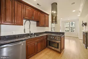 1126 Columbia Rd NW, Washington, DC 20009 - Photo 7