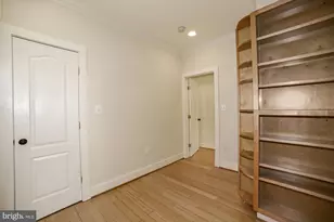 1126 Columbia Rd NW, Washington, DC 20009 - Photo 11