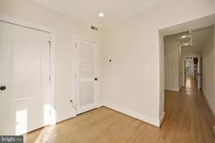 1126 Columbia Rd NW, Washington, DC 20009 - Photo 17