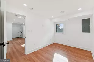 7521 9th St NW, Washington, DC 20012 - Photo 25