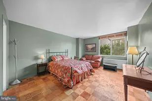 3001 Veazey Terrace NW, Washington, DC 20008 - Photo 7