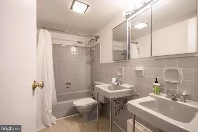 4201 Cathedral Avenue NW #1219E, Washington, DC 20016 - Photo 9