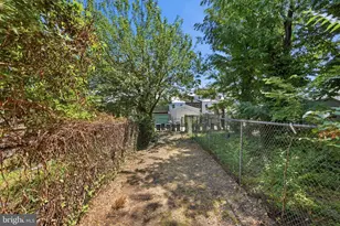 1823 Gales St NE, Washington, DC 20002 - Photo 23