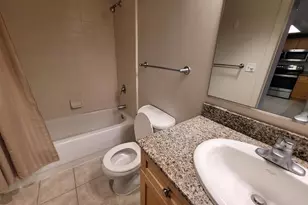 777 7th St NW, Washington, DC 20001 - Photo 9