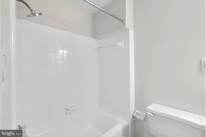 812 E Street SE, Washington, DC 20003 - Photo 35