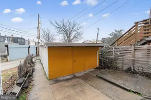 828 Allison St NW, Washington, DC 20011 - Photo 29