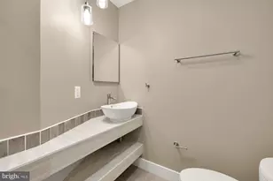 58 T St NW, Washington, DC 20001 - Photo 15