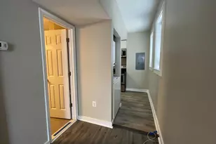 819 12th St NE, Washington, DC 20002 - Photo 5