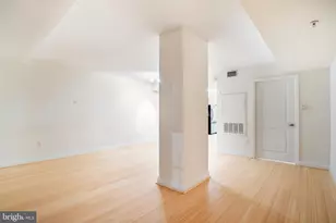 915 E St NW, Washington, DC 20004 - Photo 25
