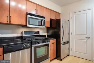 915 E St NW, Washington, DC 20004 - Photo 19