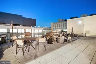 915 E St NW, Washington, DC 20004 - Photo 35