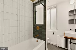 215 Hawaii Ave NE, Washington, DC 20011 - Photo 29