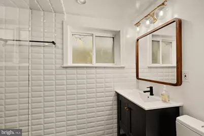 215 Hawaii Avenue NE, Washington, DC 20011 - Photo 21