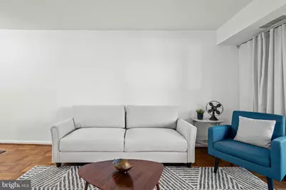 700 7th Street SW #110, Washington, DC 20024 - Photo 5