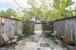 1414 Swann St NW, Washington, DC 20009 - Photo 17