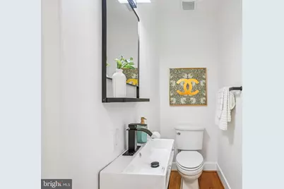 1704 Independence Avenue SE, Washington, DC 20003 - Photo 9