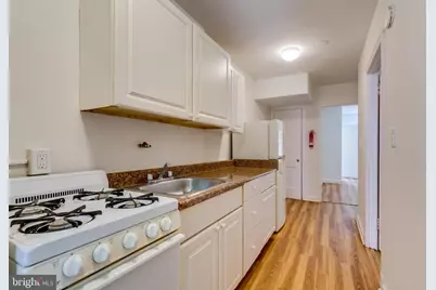 81 Q Street SW, Washington, DC 20024 - Photo 9