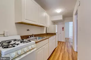 81 Q St SW, Washington, DC 20024 - Photo 9