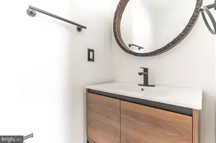 5300 5th St NW, Washington, DC 20011 - Photo 9