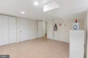 227 Hawaii Ave NE, Washington, DC 20011 - Photo 25