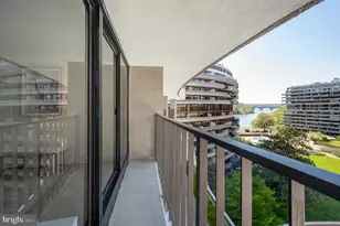 2500 Virginia Ave NW, Washington, DC 20037 - Photo 37