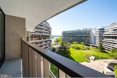 2500 Virginia Ave NW #715, Washington, DC 20037 - Photo 27