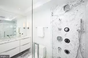 2500 Virginia Ave NW, Washington, DC 20037 - Photo 31