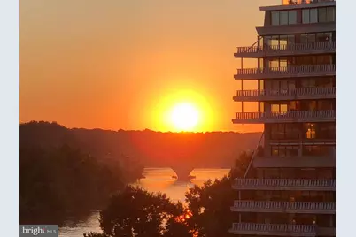 2500 Virginia Ave NW #714/715, Washington, DC 20037 - Photo 3