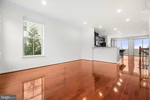 3139 Fort Lincoln Dr NE, Washington, DC 20018 - Photo 7