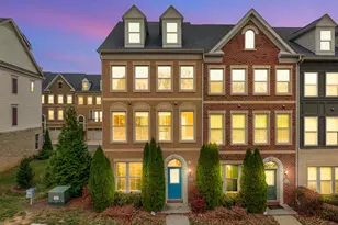 3139 Fort Lincoln Dr NE, Washington, DC 20018 - Photo 1