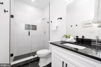 750 19th Street NE #3, Washington, DC 20002 - Photo 11