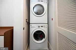 70 N Street SE, Washington, DC 20003 - Photo 25