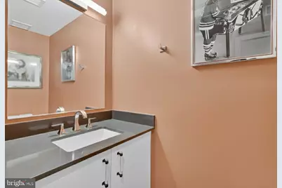 88 V Street SW #313, Washington, DC 20024 - Photo 17