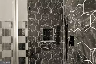 2324 North Capitol St NW, Washington, DC 20002 - Photo 29