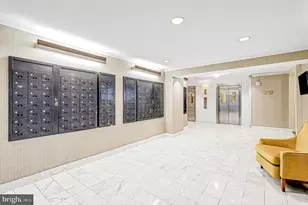 4201 Cathedral Ave NW, Washington, DC 20016 - Photo 29