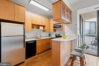 955 26th Street NW #707, Washington, DC 20037 - Photo 9