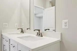 1343 Aspen St NW, Washington, DC 20012 - Photo 5