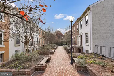 4339 Massachusetts Avenue NW #4339, Washington, DC 20016 - Photo 3