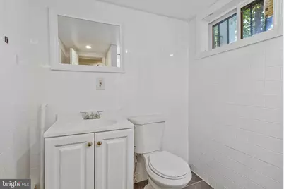 1423 Holbrook Street NE, Washington, DC 20002 - Photo 9
