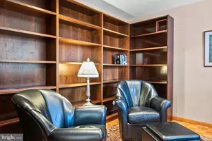 3 Washington Cir NW, Washington, DC 20037 - Photo 11