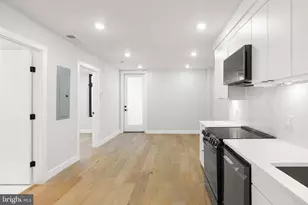 1208 M St NW, Washington, DC 20005 - Photo 11